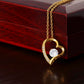 💖 Heart-Shaped Pendant Necklace 💖